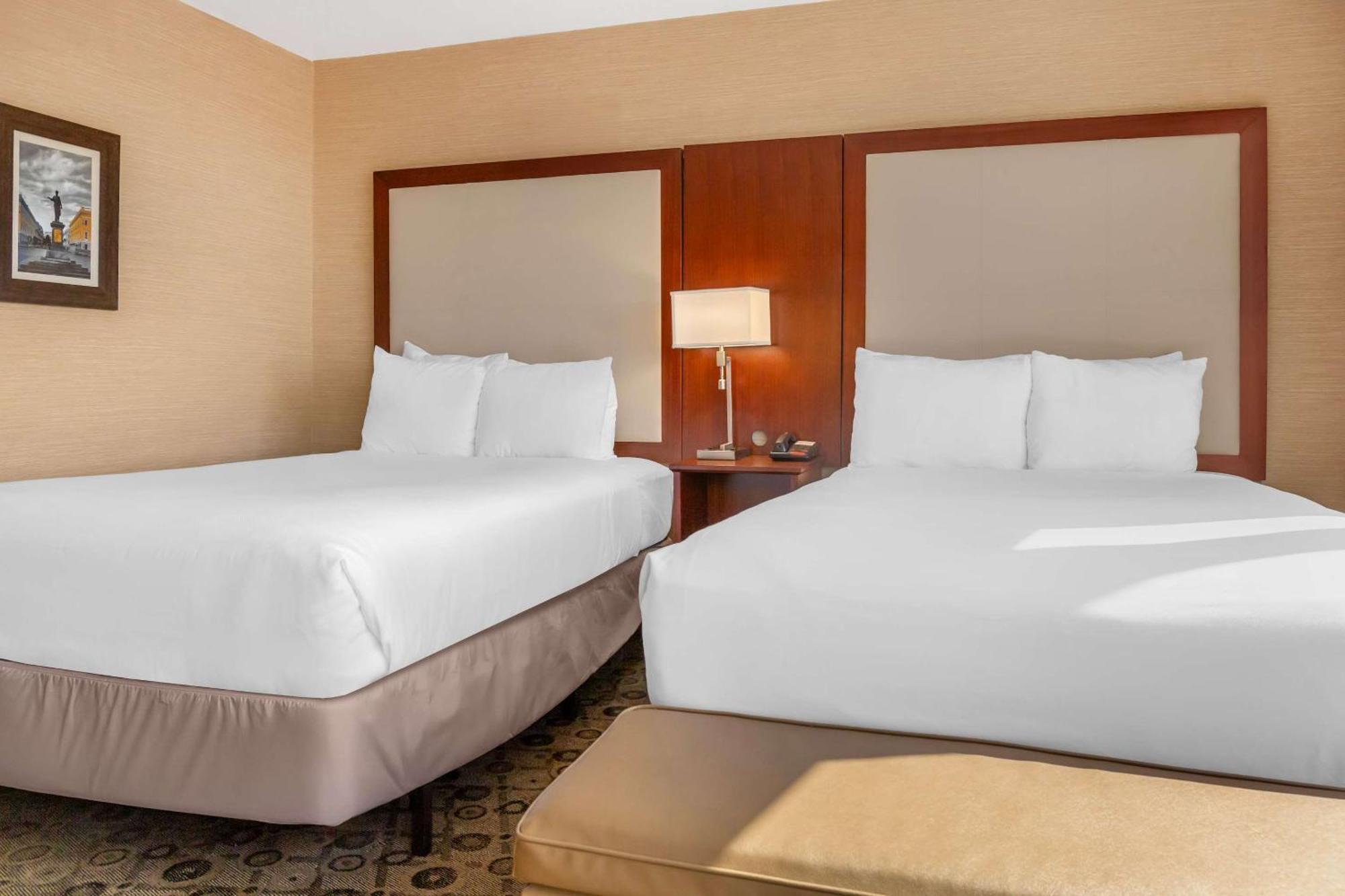 Radisson Hotel Southfield-Detroit Exterior photo