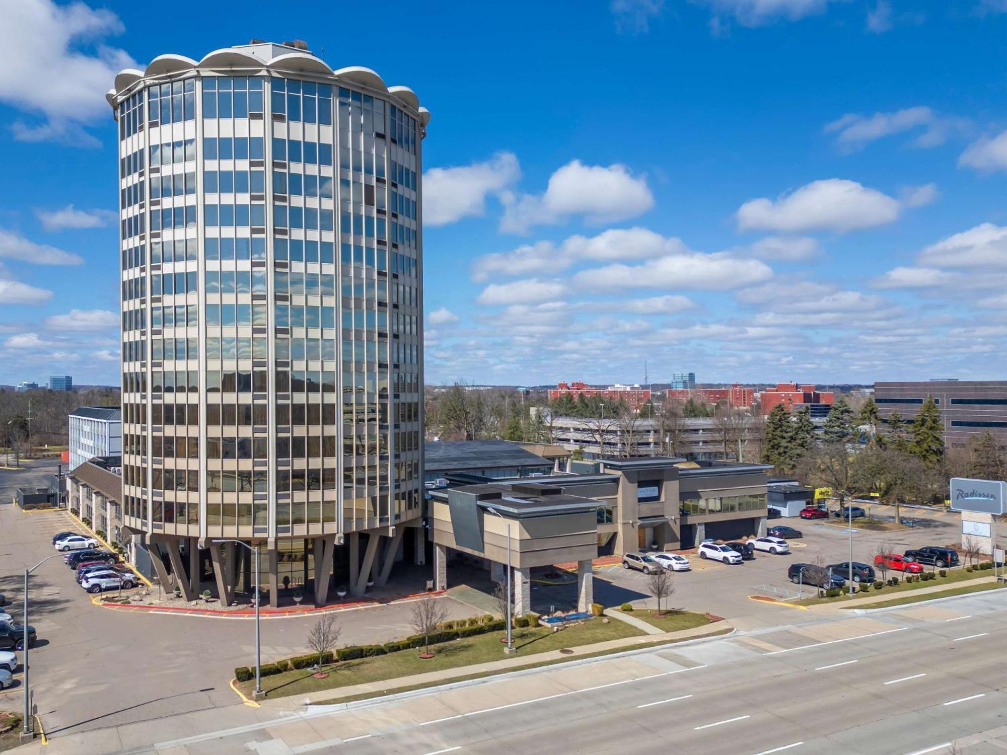 Radisson Hotel Southfield-Detroit Exterior photo